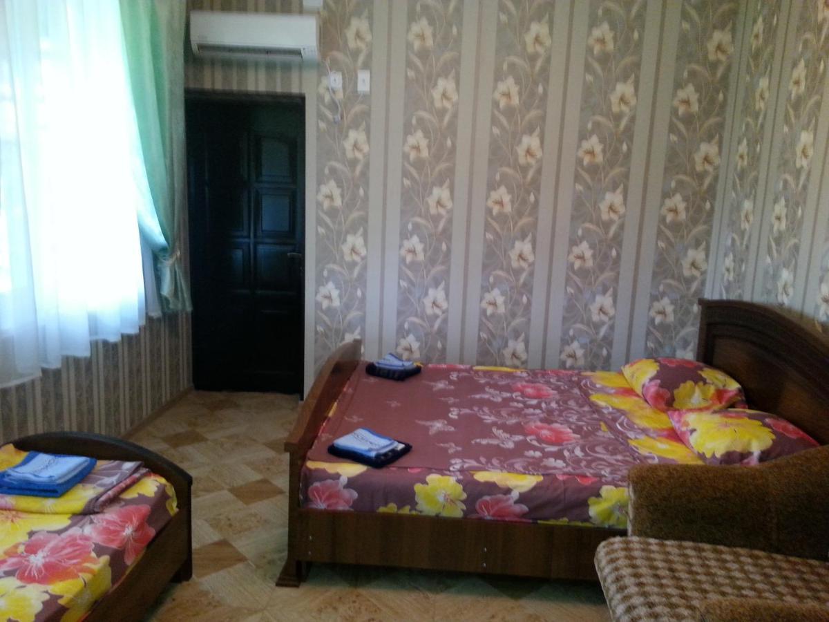 Orhidea Guest House ガグラ エクステリア 写真