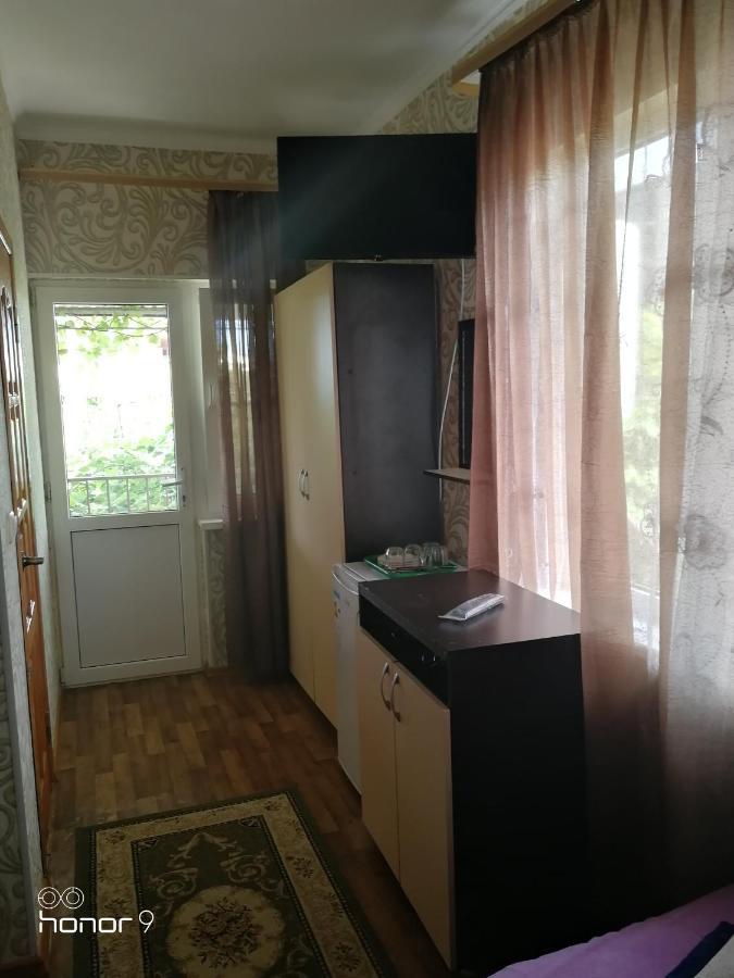 Orhidea Guest House ガグラ エクステリア 写真