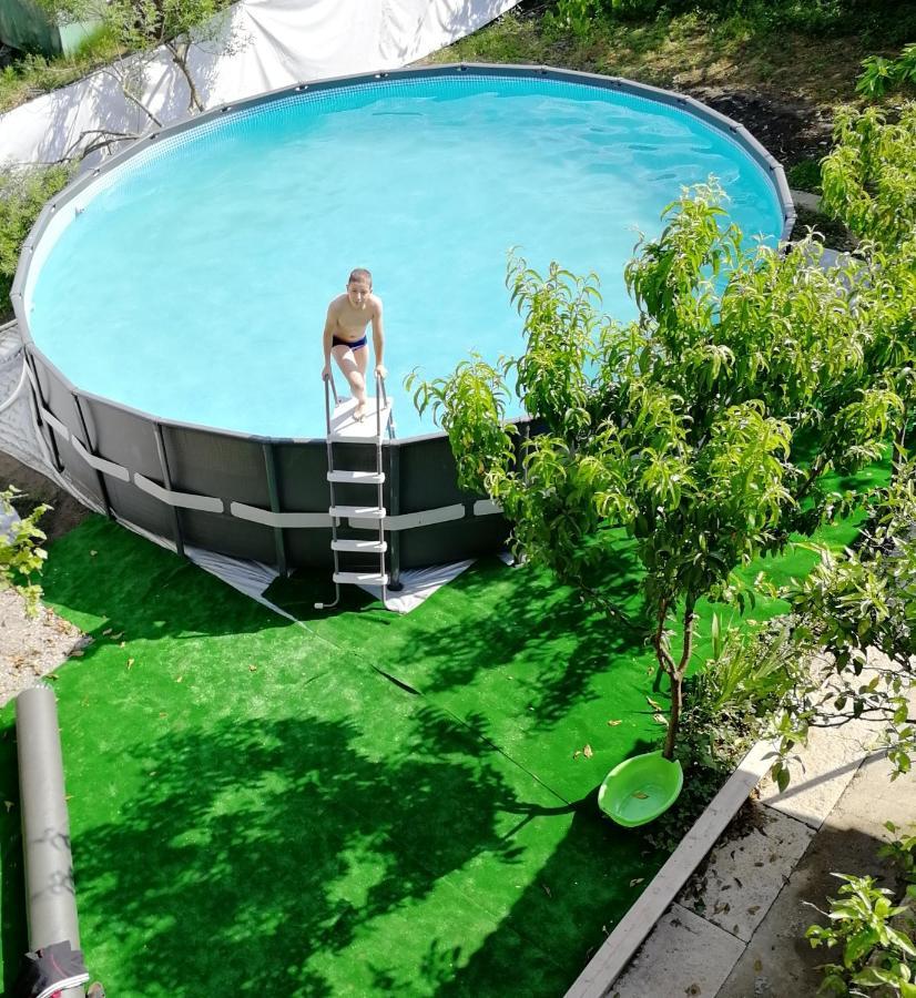Orhidea Guest House ガグラ エクステリア 写真