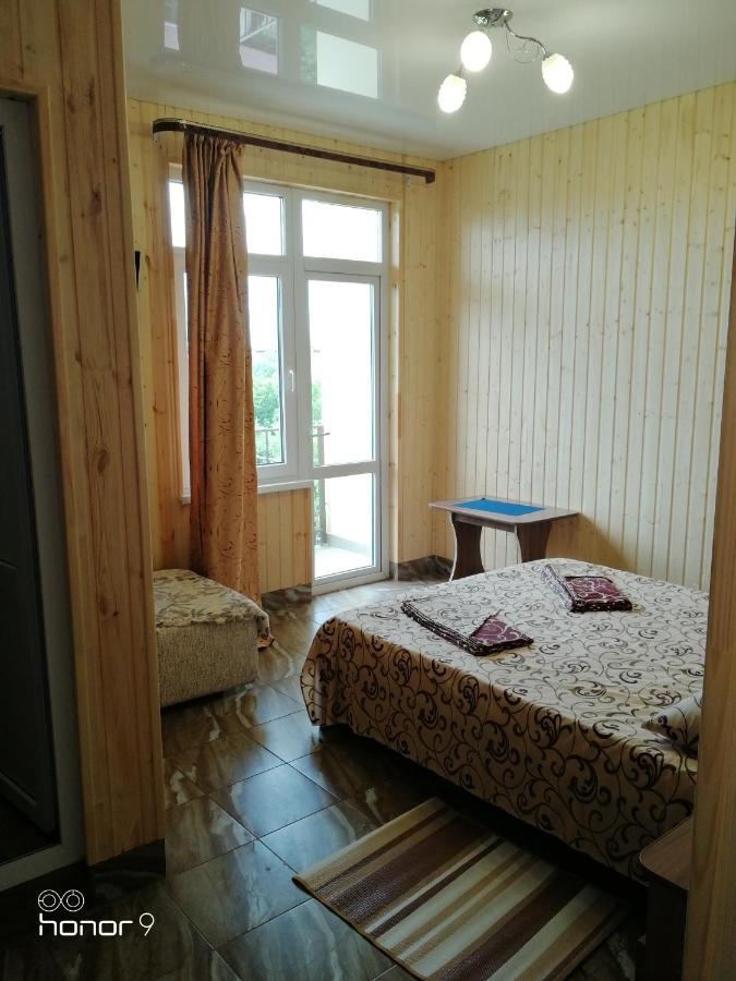 Orhidea Guest House ガグラ エクステリア 写真