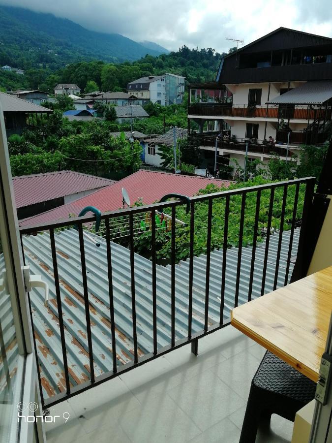 Orhidea Guest House ガグラ エクステリア 写真